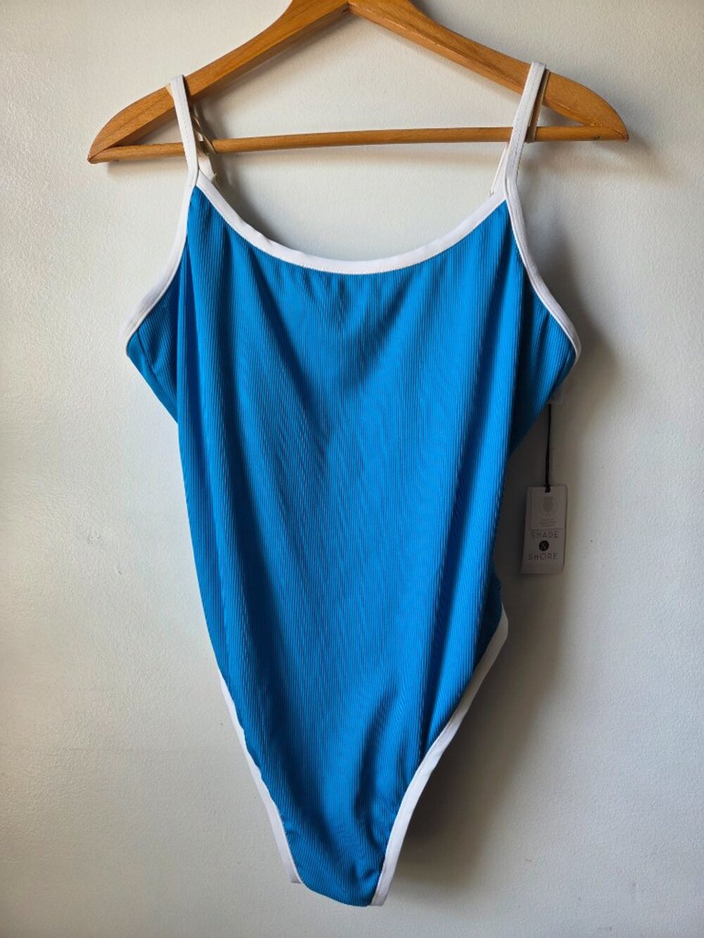 NWT SHADE & SHORE BLUE /WHITE TRIMMED 1PC SWIMSUIT SIZE XL / 16